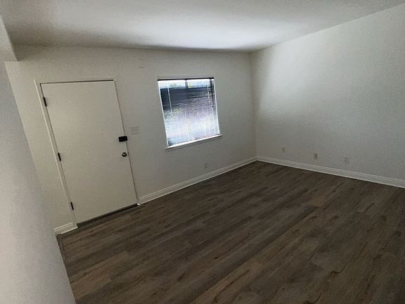 2nd image of 6243-65 Vineland Ave #43VI1