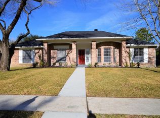 1311 Frontier Ln, Friendswood, TX 77546