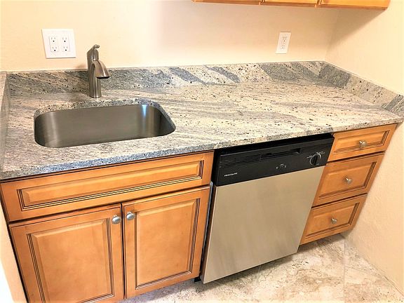 5th image of 3220 6th St S APT 101