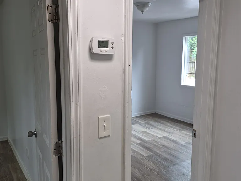 1277 Greenwich St SW #3 — Photo 12