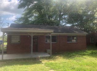 724 7th St, Montgomery, AL 36110