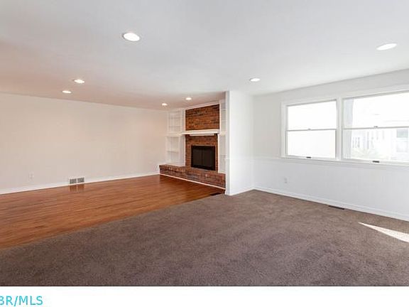 4th image of 6861 Halligan Ave E