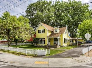 402 Talent Ave, Talent, OR 97540