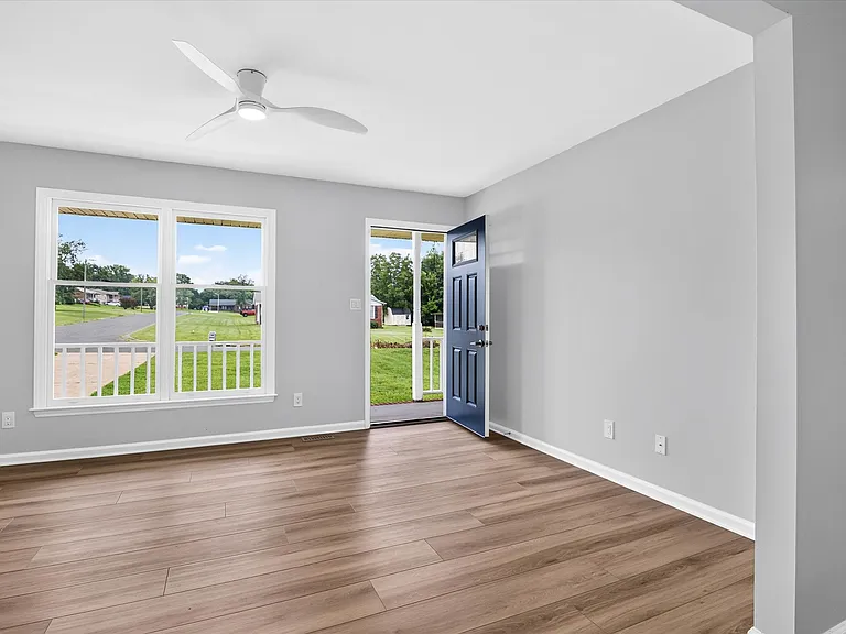 912 Kearney Dr — Photo 18