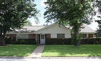 1st image of 7205 Green Meadow Dr