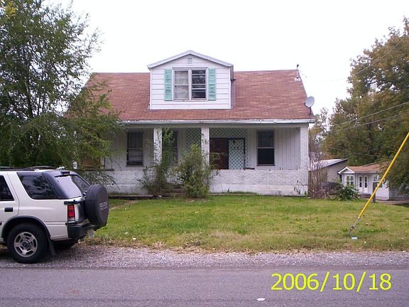 UPPER CAHOKIA STREET FRONT