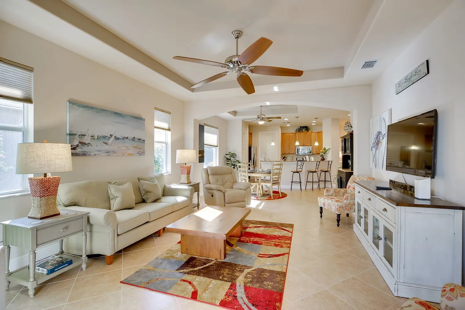 3 bed, 2.0 bath, 1496 sqft, $4,120 — Photo 3