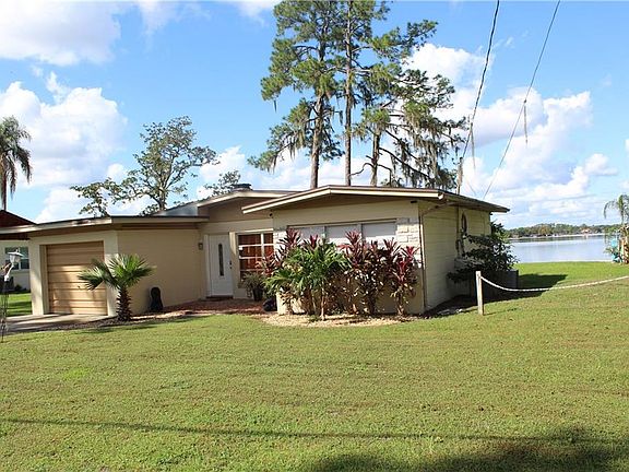 3rd image of 5803 Bear Lake Cir