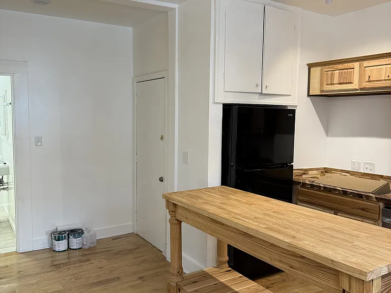 1120 W Mulberry St — Photo 10