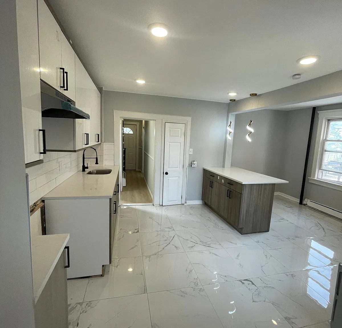 4 bed, $3,000 — Photo 4
