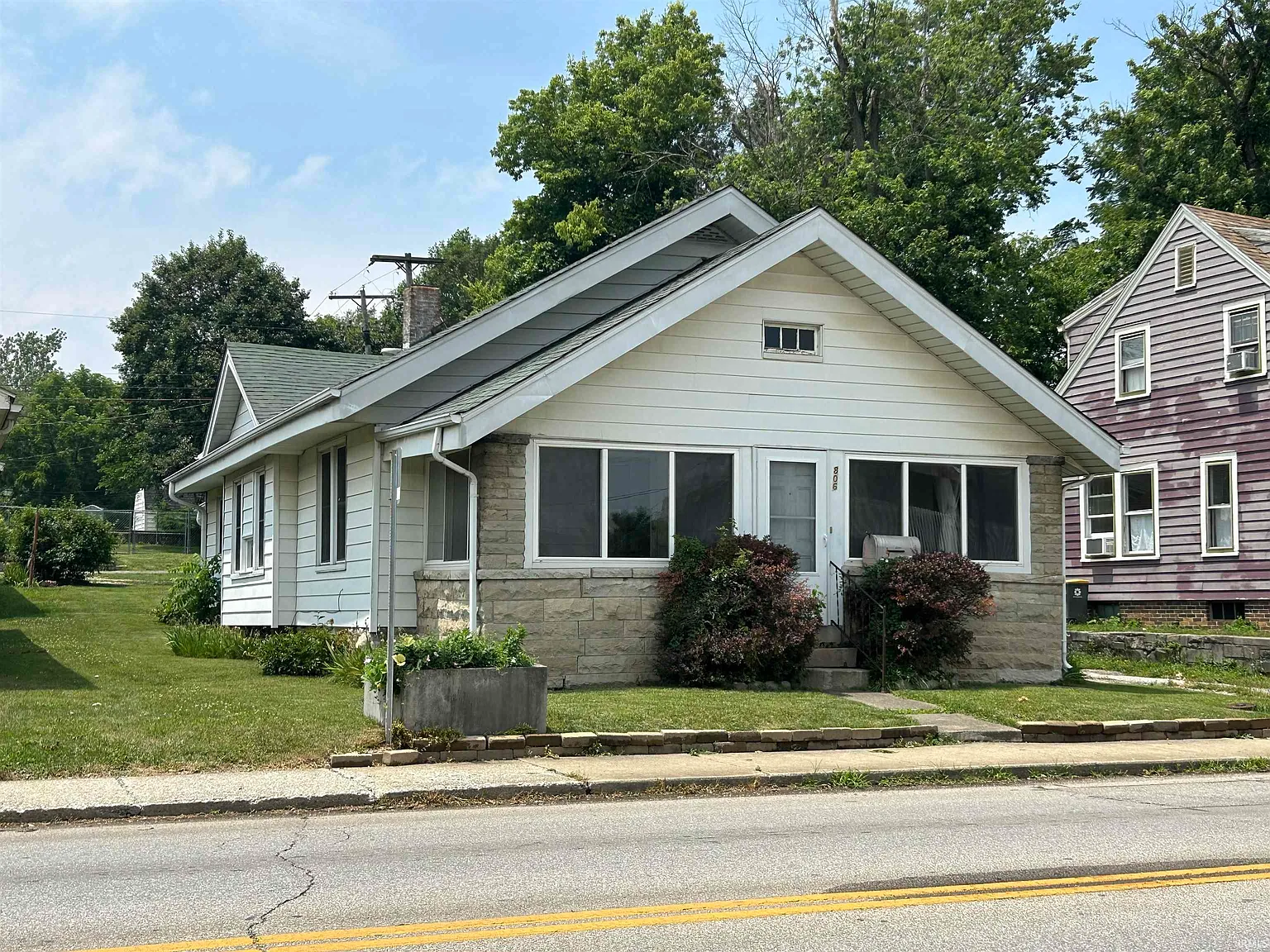 806 S Rogers St photo 1
