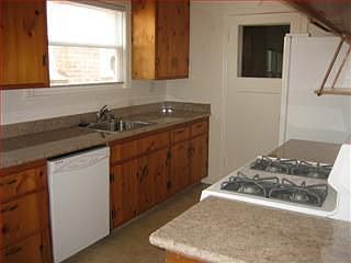 3rd image of 1532 Greenwood Ave