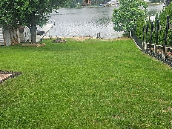 5th image of 2165 Van Dyke St