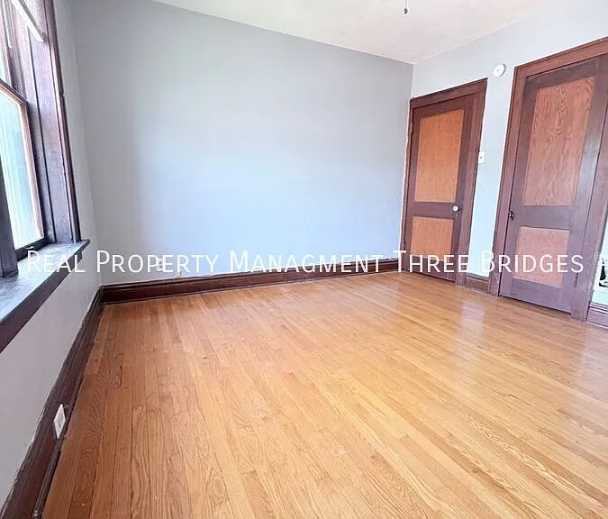 6516A Morganford Rd — Photo 2