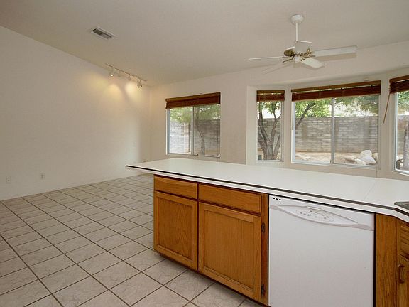 5th image of 9732 N Clela Pl