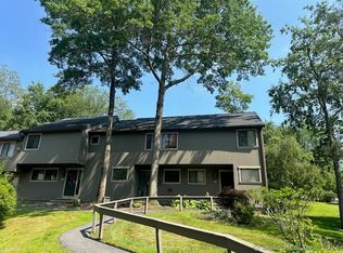 31 Woods Way #31, Woodbury, CT 06798