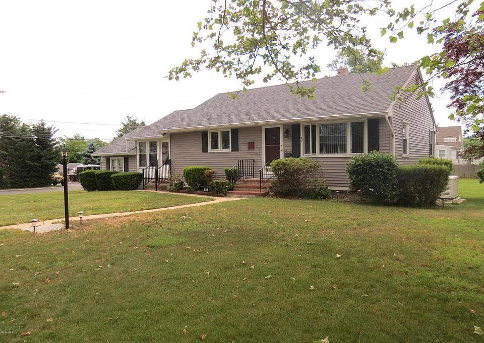 2nd image of 21 South Ave