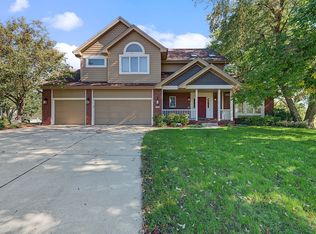 1025 NE Fountain View Ct, Ankeny, IA 50021