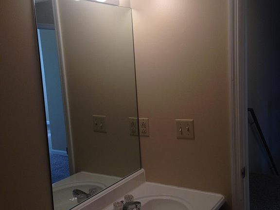 2nd image of 190 S Killarney Ln #1