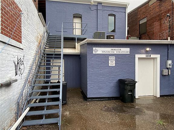 2nd image of 158 N Broadway St