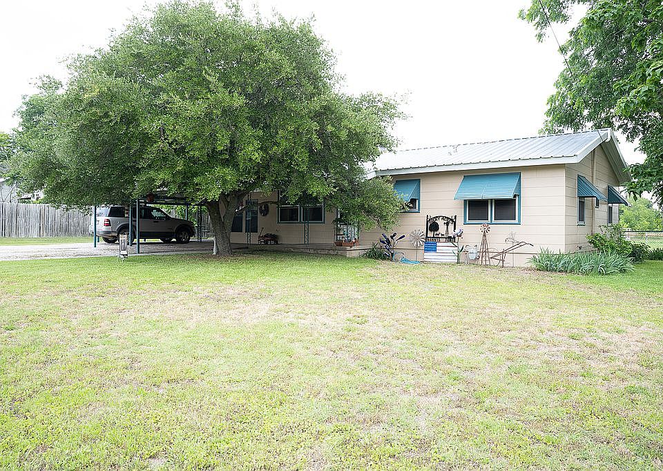629 E Meridian, TX 76665 Zillow