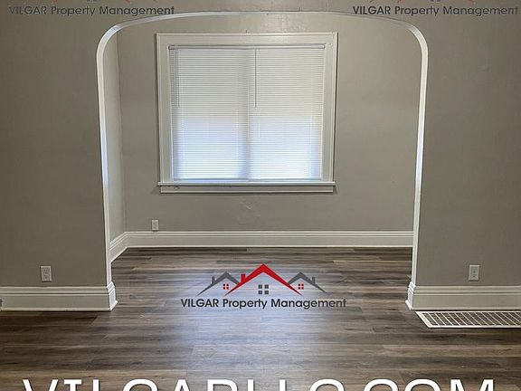 4th image of 3810 Deal St Unit 2