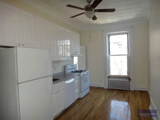 Rented by Brownstone Real Estate | media 19
