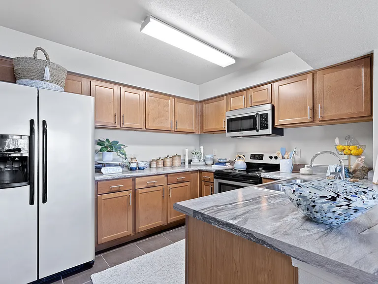 Tuscany Ranch Apartments — Photo 39