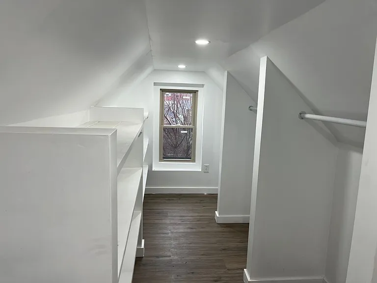 1927 Scott Boulevard — Photo 14