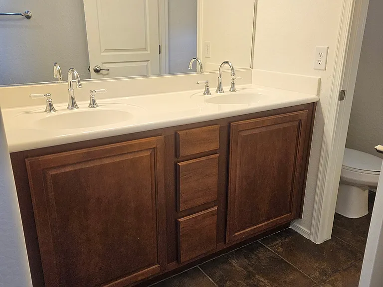 Master Bath sinks
