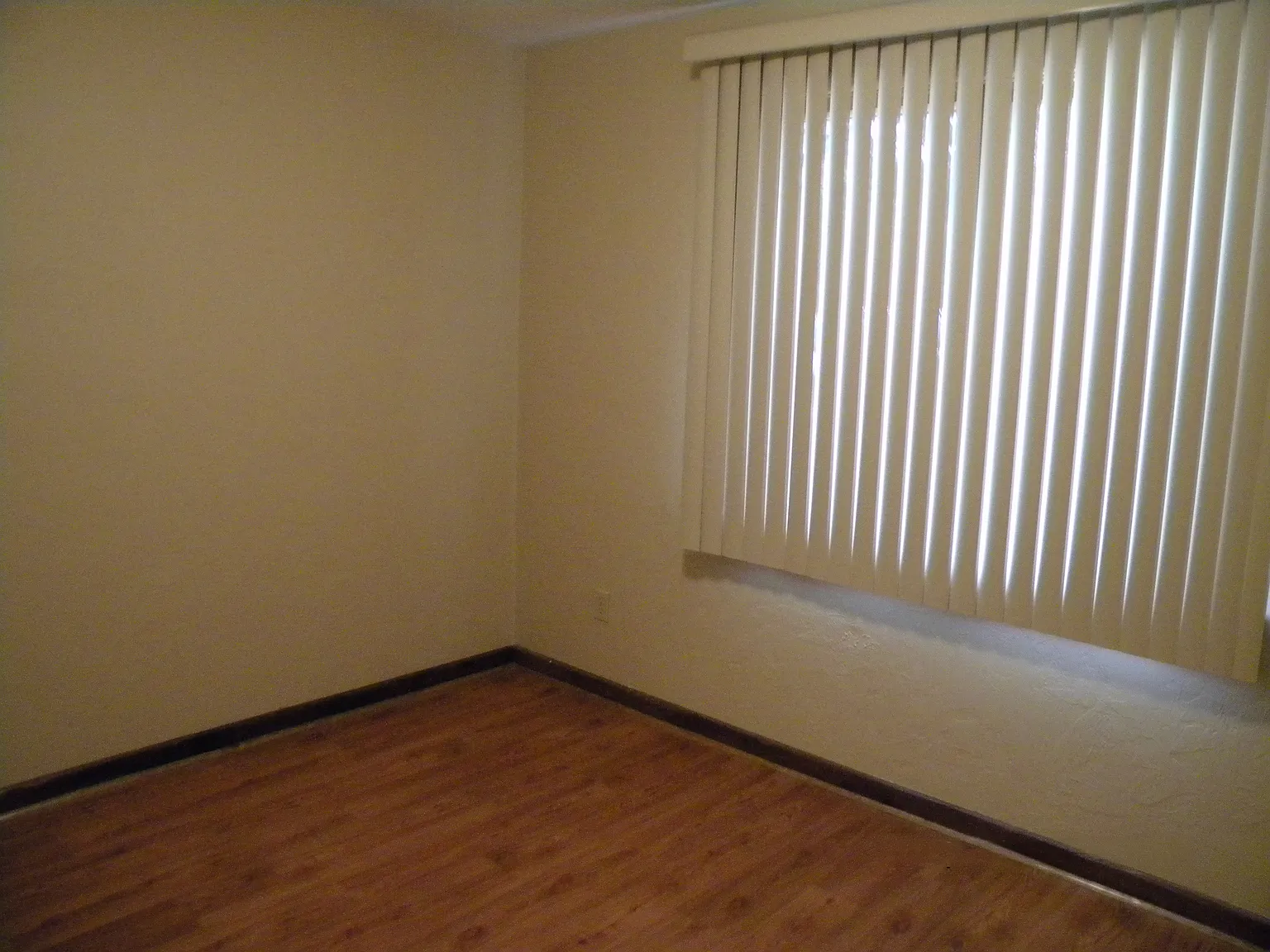 2 bed, 1200 sqft, $1,400 — Photo 4