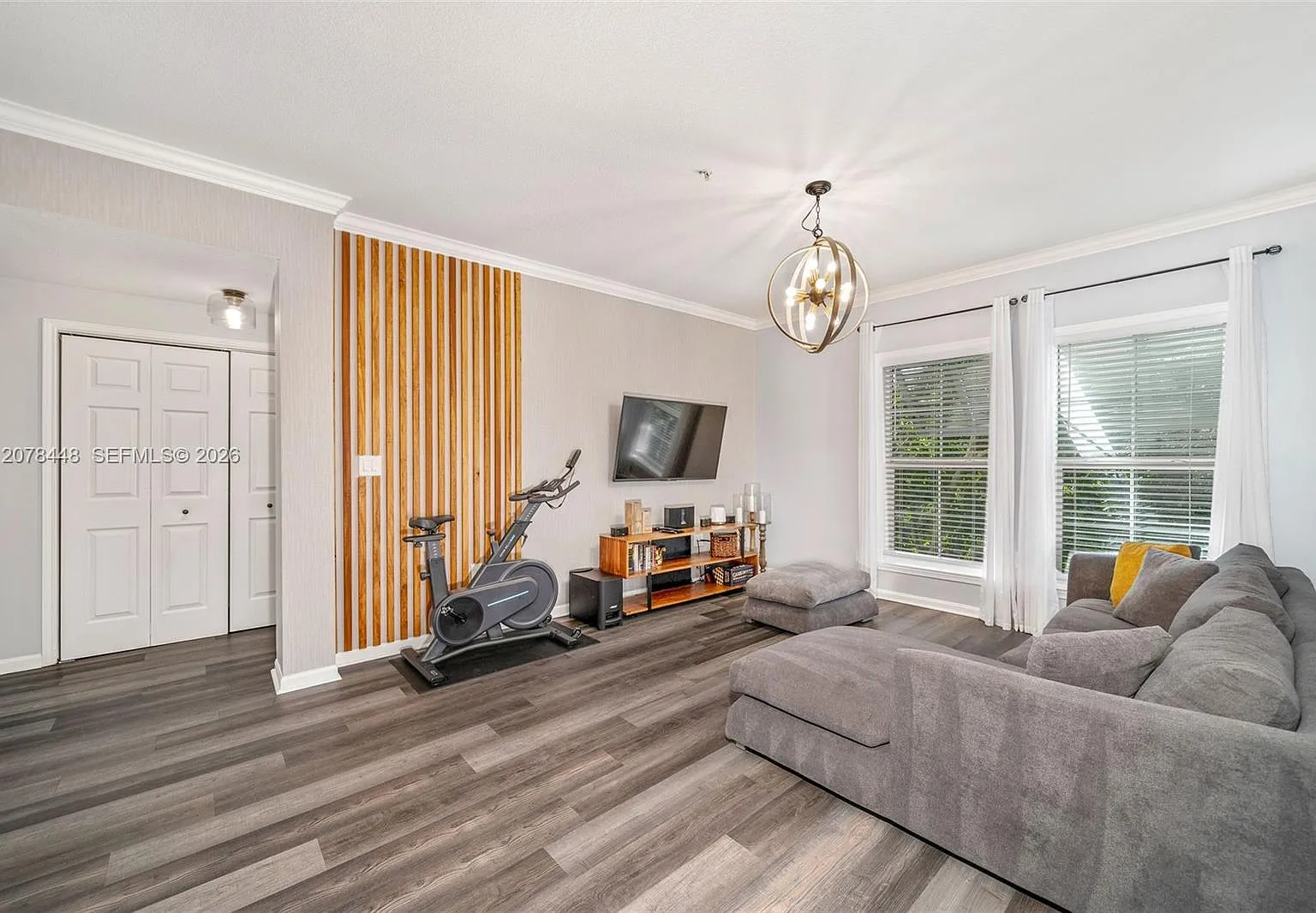2 bed, 2.0 bath, 1234 sqft, $2,950 — Photo 2