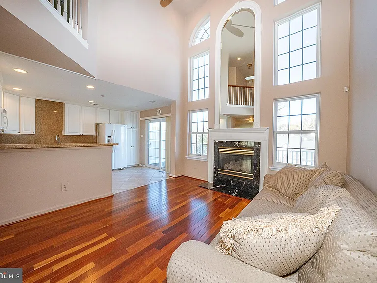 234 Lookout Pl — Photo 10