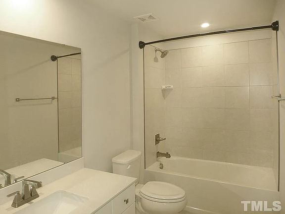 FirstFloorFullBathRoom