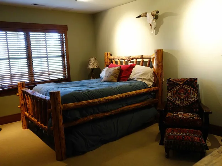 Lower level bedroom #4
