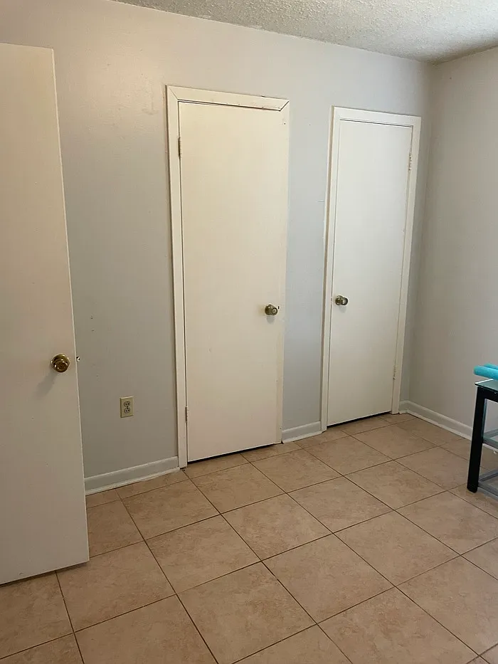 2 bed, 1.5 bath, $795 — Photo 3