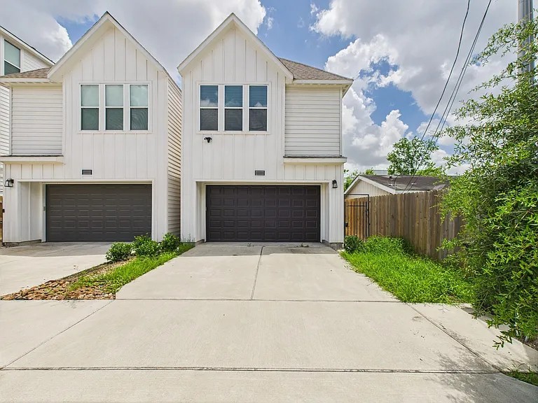 4306 Idaho St — Photo 1