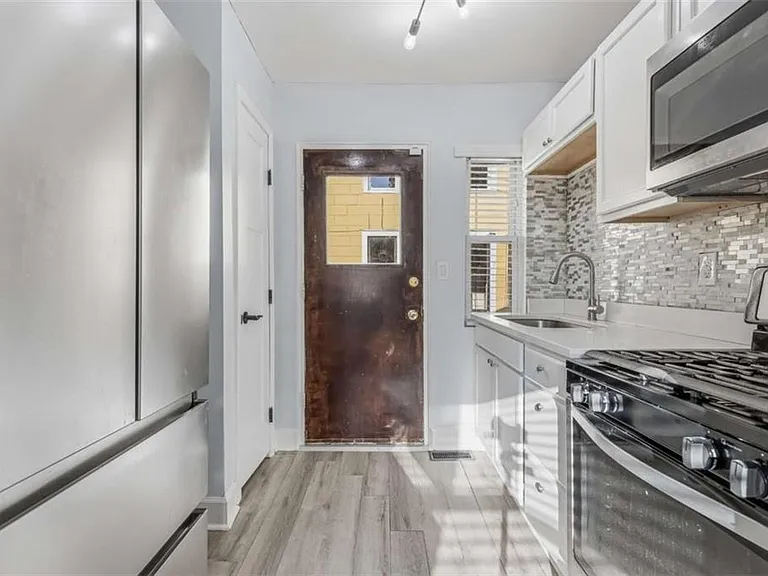 1780 John Calvin Ave #L — Photo 6