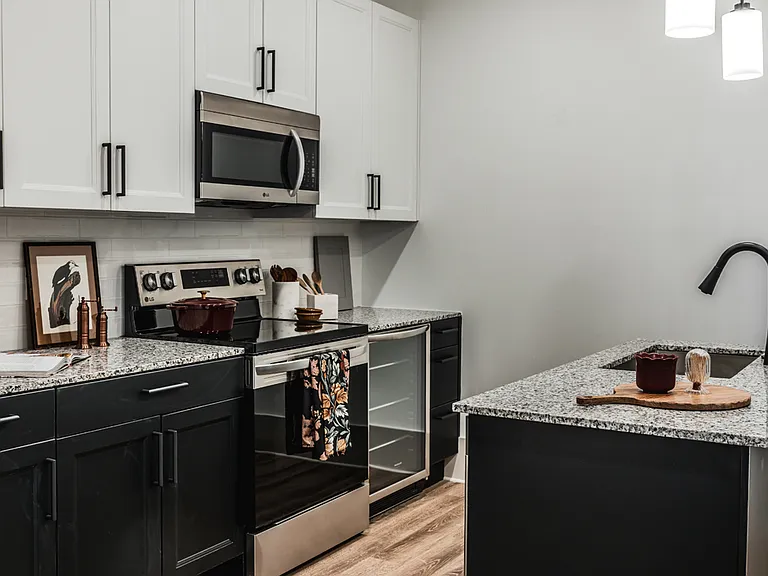 Farmhouse at Lantern Commons — Photo 3
