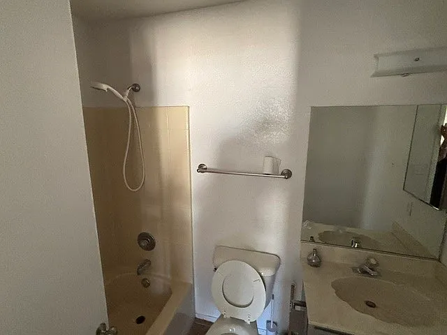 2700 W Shauna Dr — Photo 13