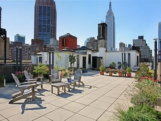 Sold by Corcoran | media 42