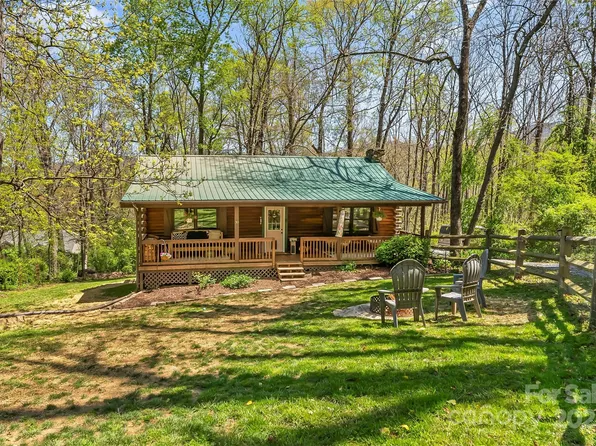 30 Greenbriar Rd, Black Mountain, NC 28711