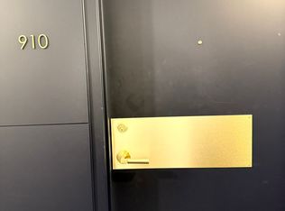 18 Yonge St #910, Toronto, ON M5E1Z8