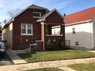 426 22nd Ave, Bellwood, IL 60104