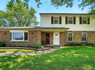 7028 Safari Dr, Dayton, OH 45424