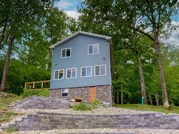95 Rockview Road, Castleton, VT 05735
