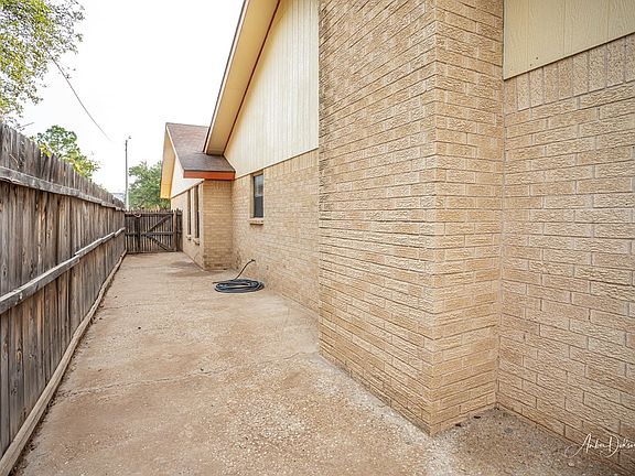 3rd image of 4343 Haner Dr