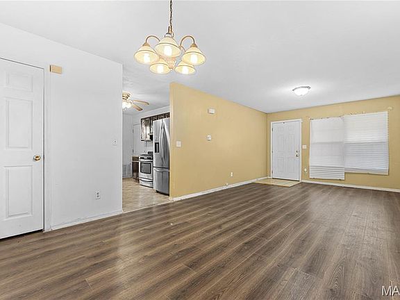5th image of 2953 Virginia Pl