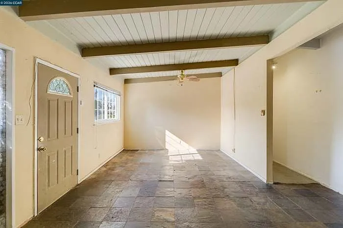 208 Los Gatos Ave — Photo 6