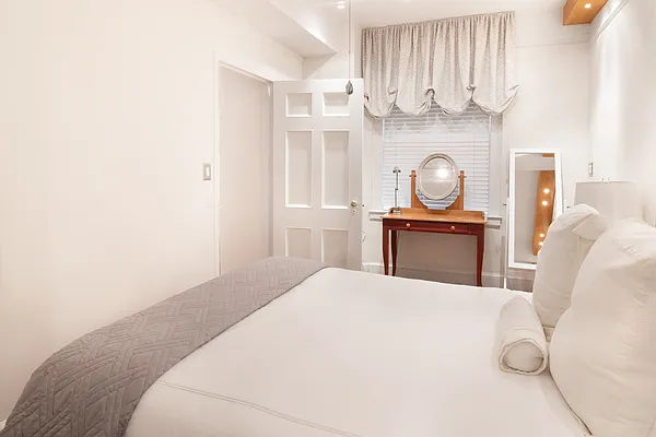 Rented by WAM Partners - William Moses Co. | media 13